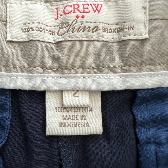 J.CREW Chino Brown-In Navy Blue Shorts Womens Size 2 - Picture 2 of 3